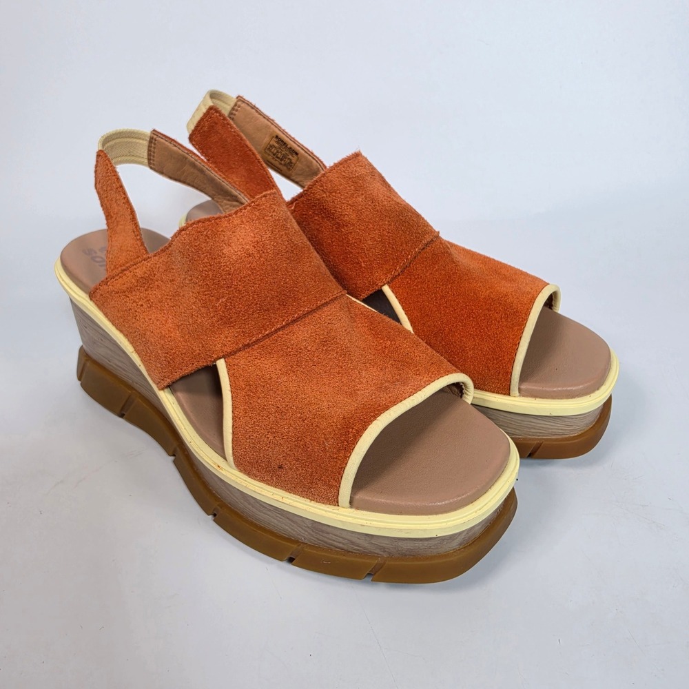 SOREL Joanie III Slingback Wedge Sandals Women's 8.5 Orange Suede Chunky Retro